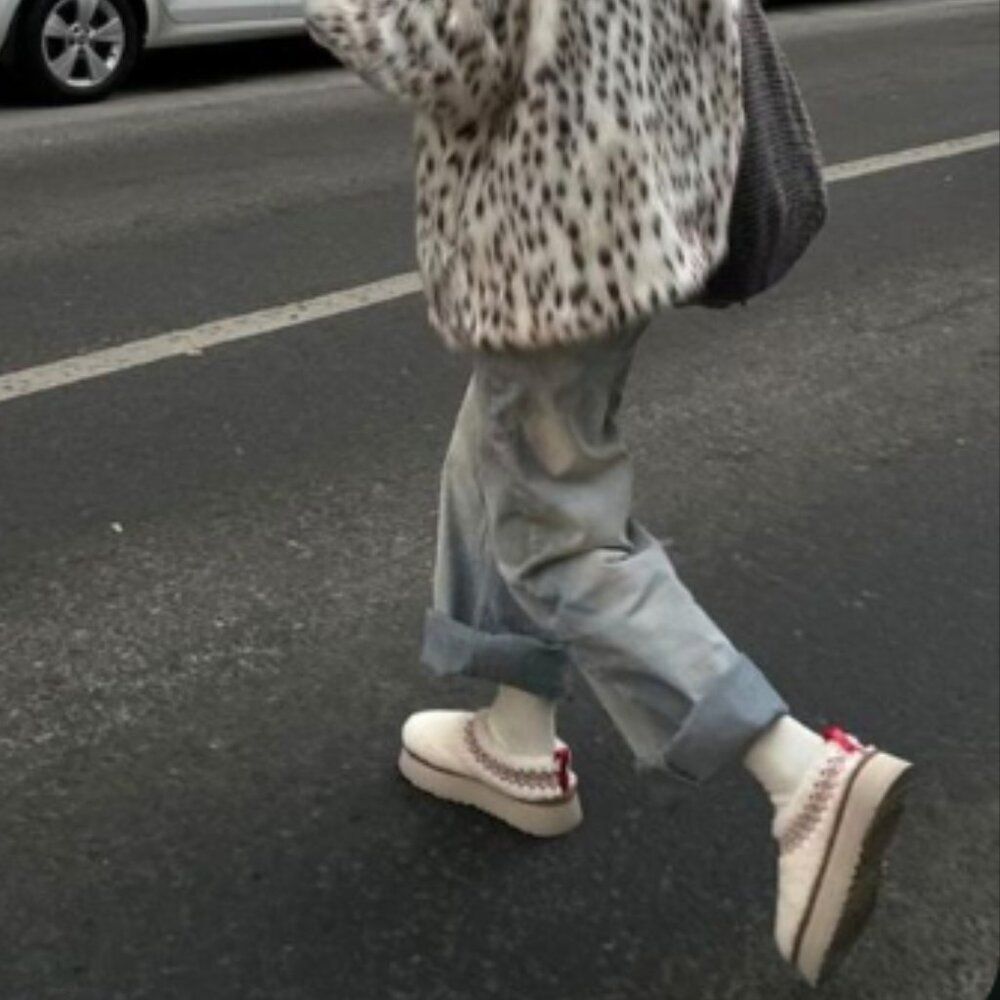 πππβTOP Moda Fur-Lined Platform Slip-Onsπππ - Picture 10 of 16